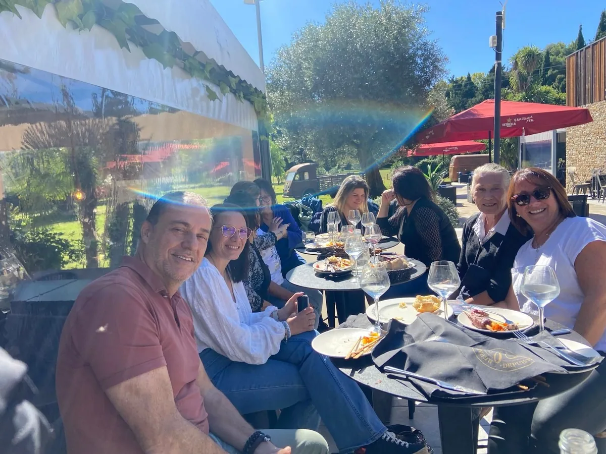 Réunion de travail et moment convivial de l'équipe Horizons Conseil, photo 2
